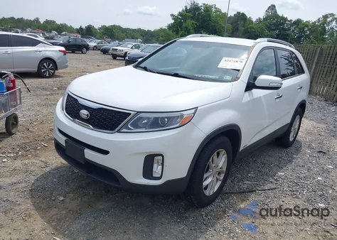 2014 Kia Sorento Lx z USA, uszkodzony, nr VIN 5XYKTCA63EG524801